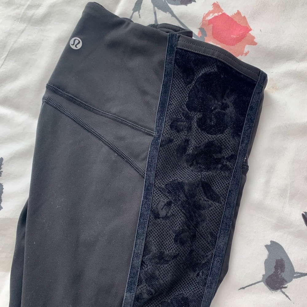 Lululemon special edition wunder under black